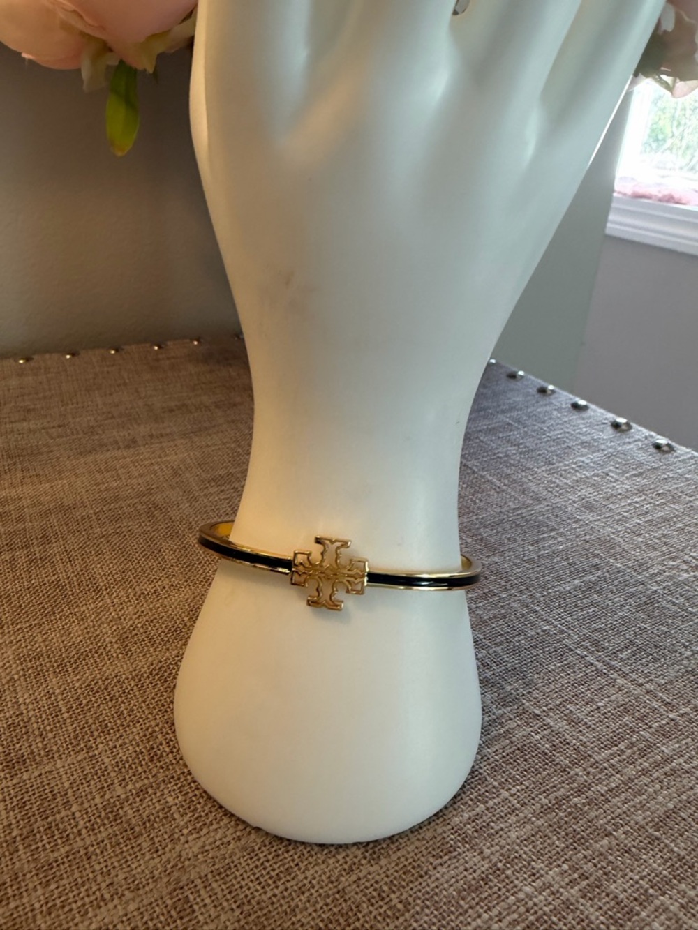 NIB Tory Burch Gold and Black Bracelet - Picture 5 of 8